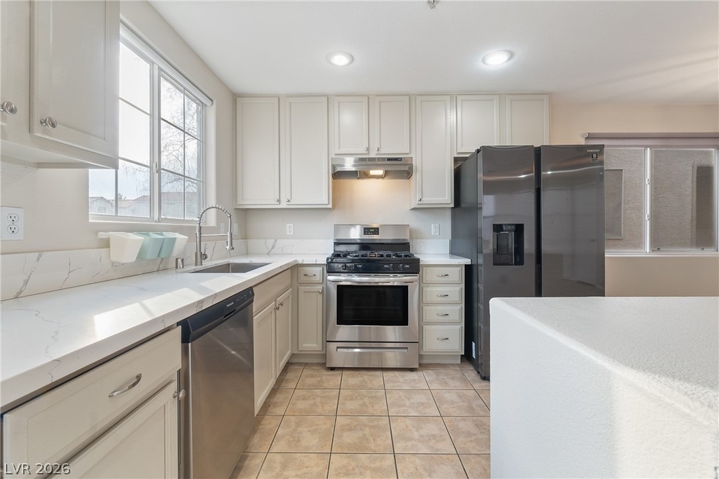 3211 Sunrise Cove Avenue - Photo 6