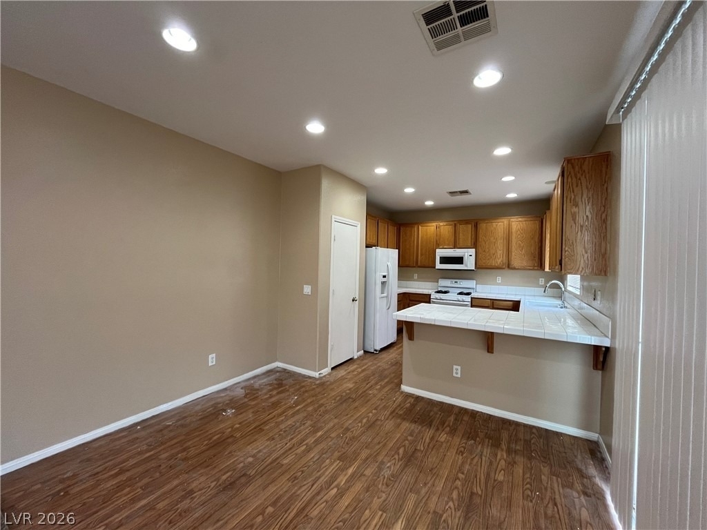 5420 Pipers Meadow Court - Photo 3
