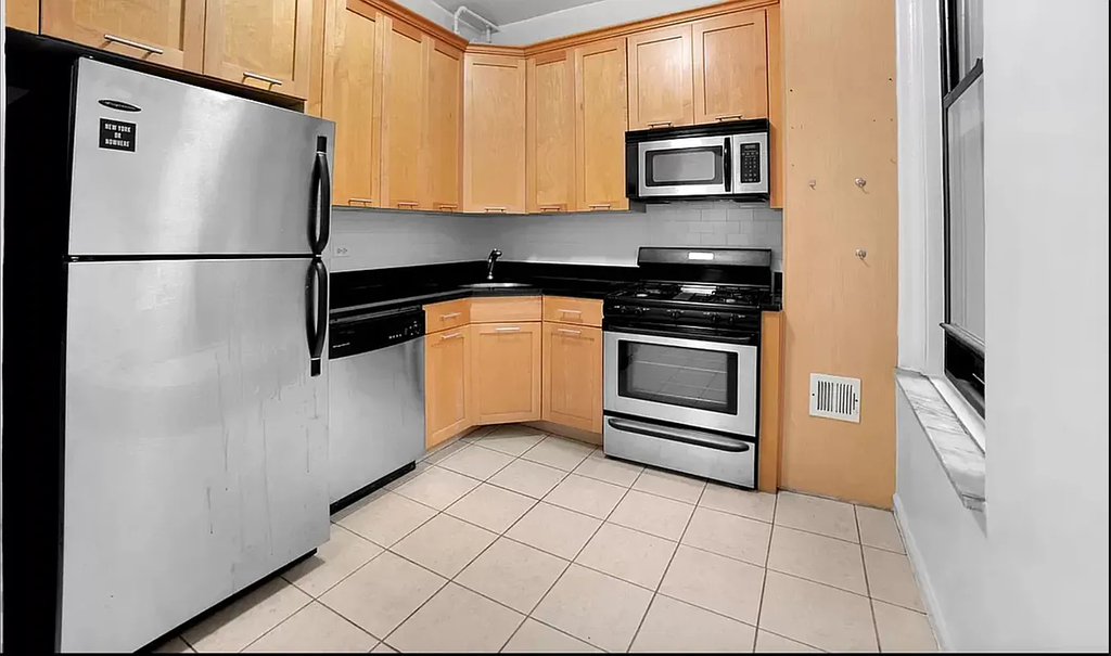 West 104th Street - Photo 2