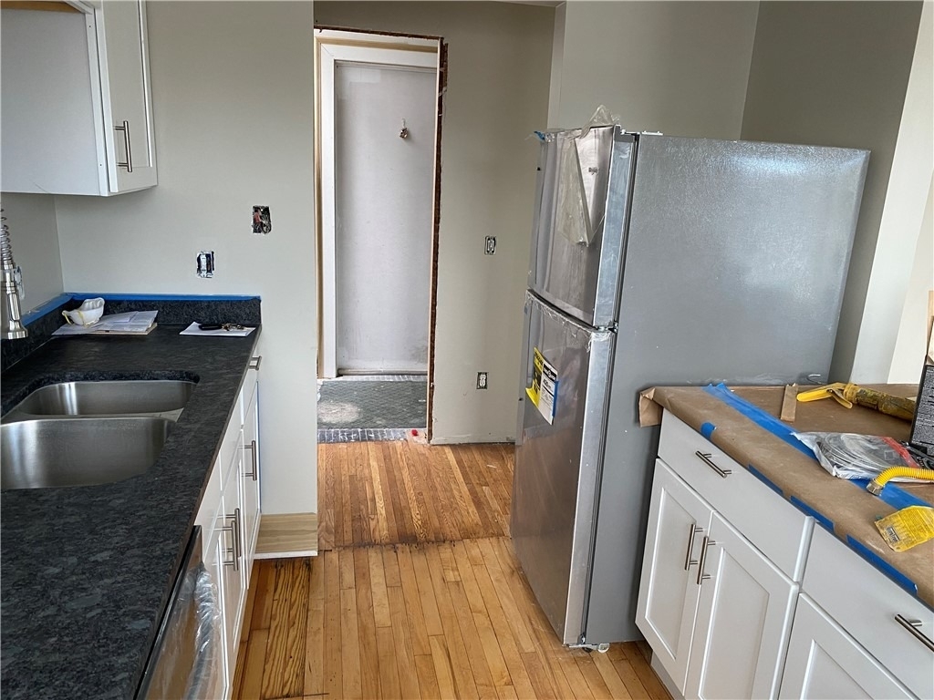 3765 East Avenue - Photo 2