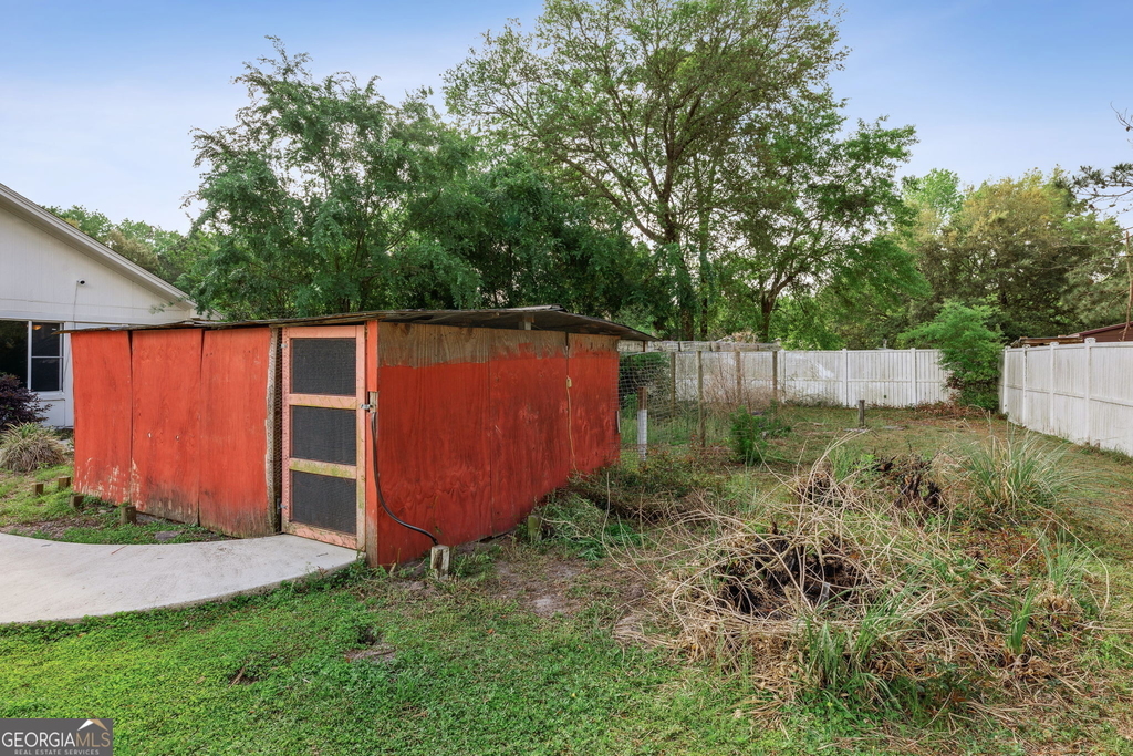81 Retreat Place - Photo 17
