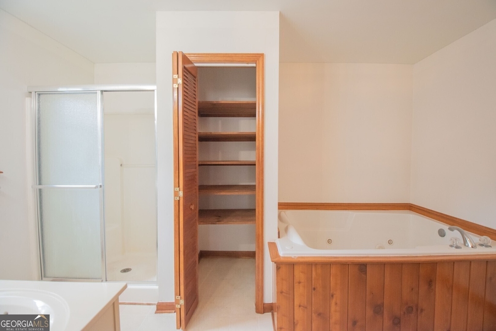 81 Retreat Place - Photo 46