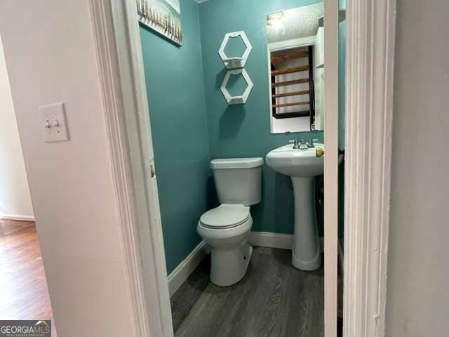 3882 Parklane Drive - Photo 1