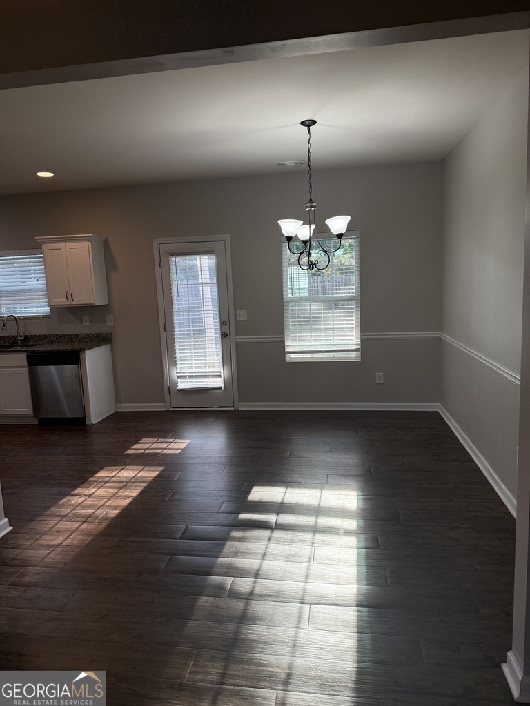 241 Coral Circle - Photo 8