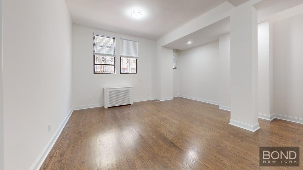 25 West 68th Street Apartment 1E - Photo 0