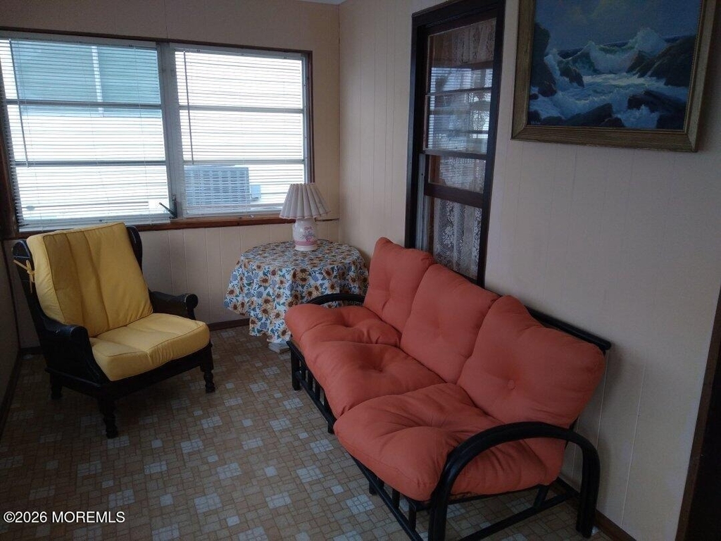 10 Lake Street - Photo 4