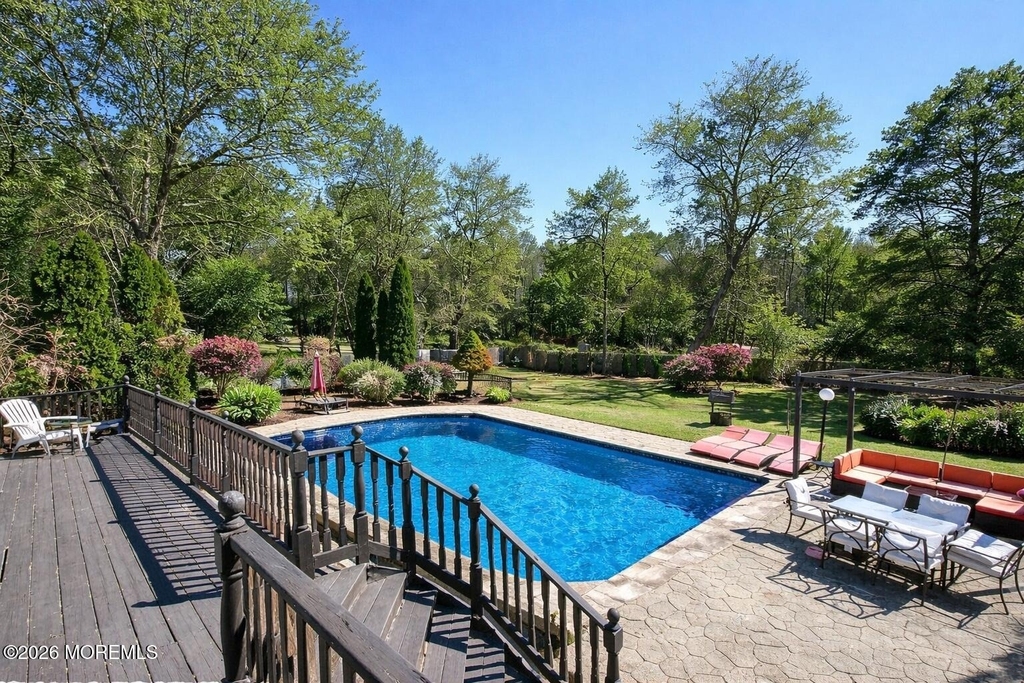 570 Eltone Road - Photo 33