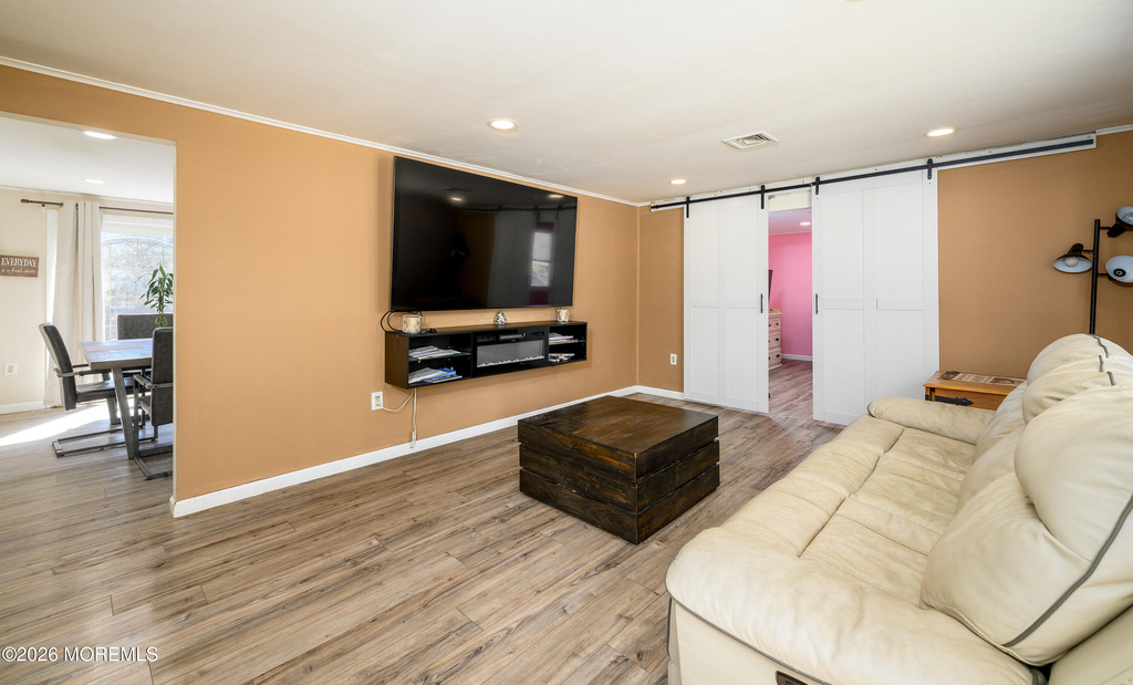 570 Eltone Road - Photo 4