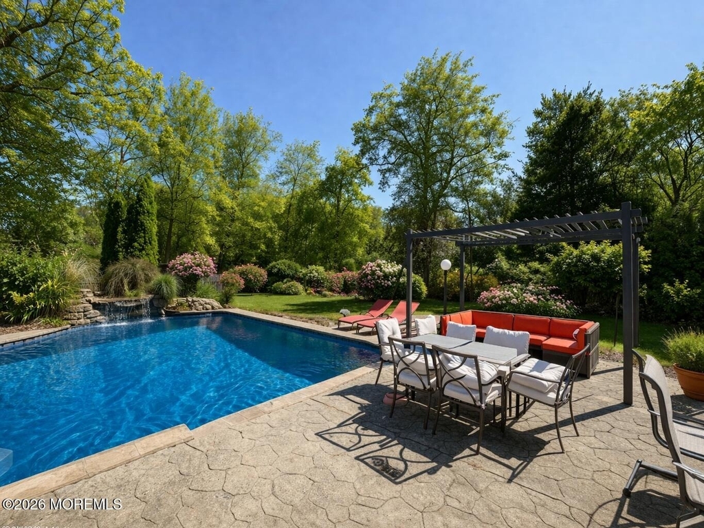 570 Eltone Road - Photo 27