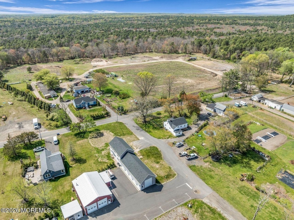 553 Colts Neck Road - Photo 5