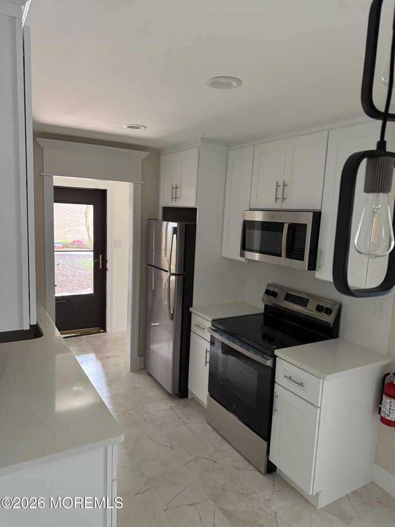 218 Medford Court - Photo 10