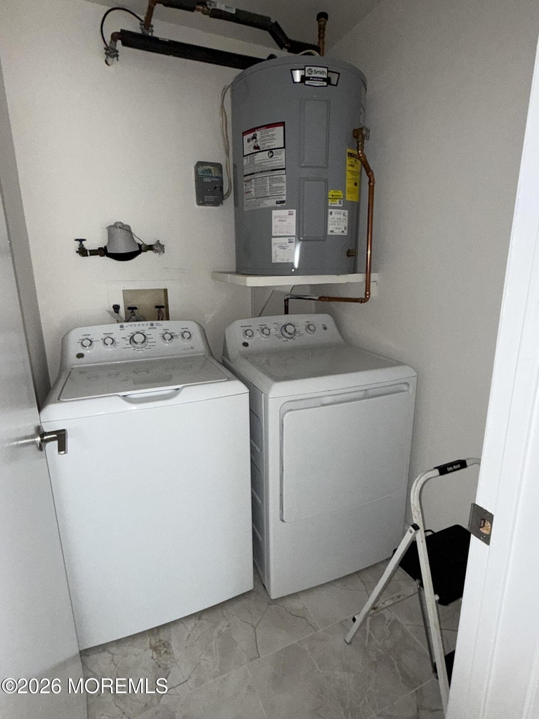 218 Medford Court - Photo 1