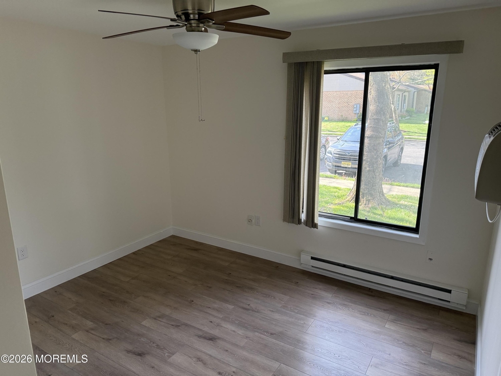 218 Medford Court - Photo 15