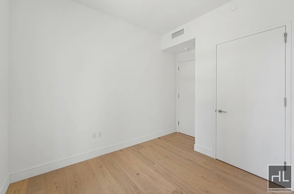 West 43rd Street - Photo 3