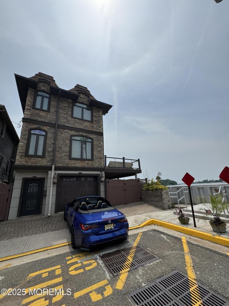 36 Beach Street - Photo 0