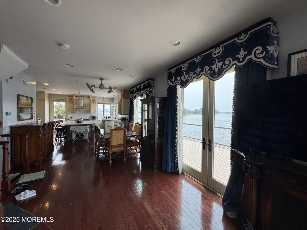 36 Beach Street - Photo 12