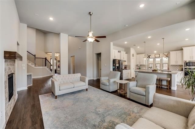 1228 Carinna Drive - Photo 7
