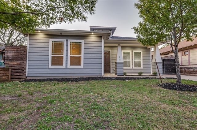619 Buckalew Street - Photo 3