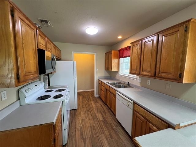 1809 Park Place - Photo 4