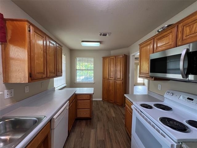 1809 Park Place - Photo 5