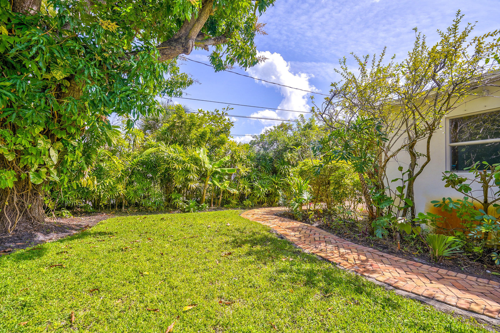 411 26th Street - Photo 41