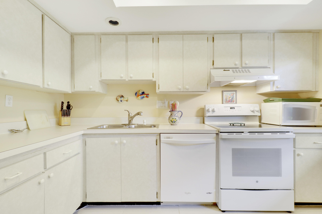 275 S Beach Road - Photo 18