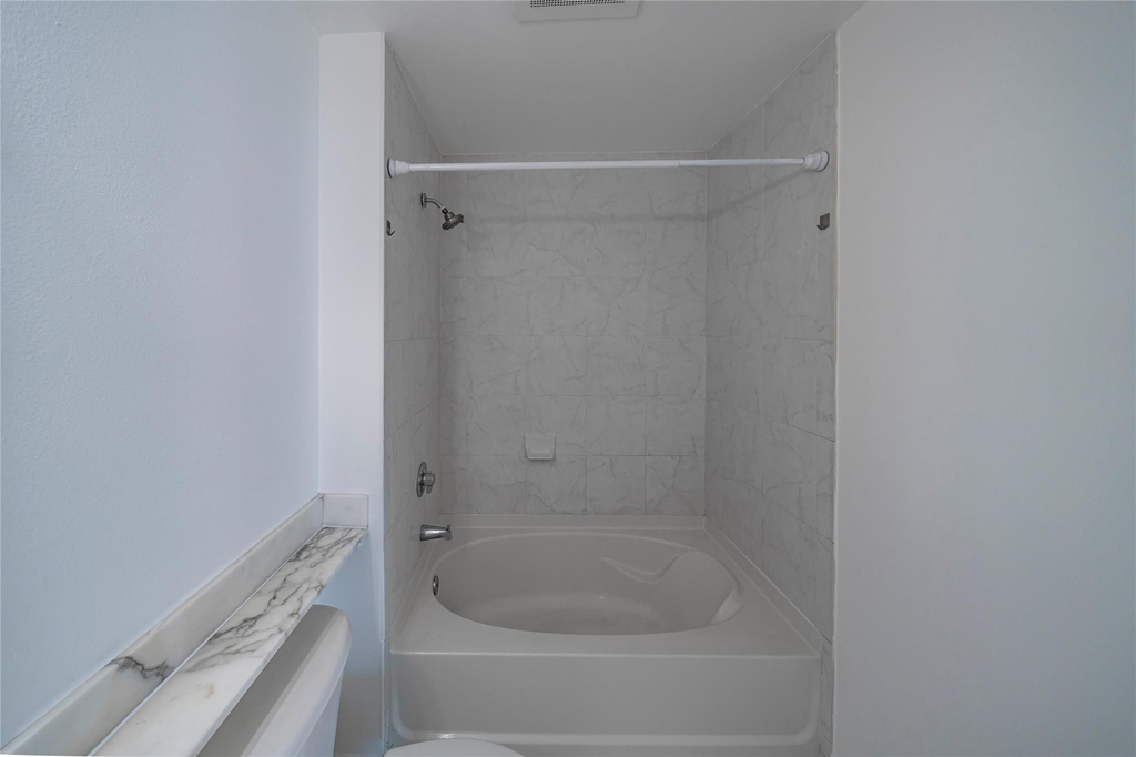 234 Ne 3rd Street - Photo 8
