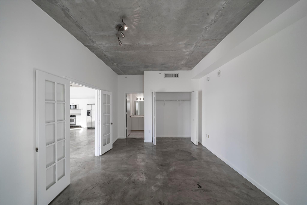 234 Ne 3rd Street - Photo 17