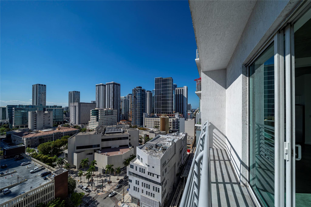234 Ne 3rd Street - Photo 22