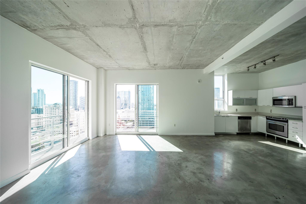 234 Ne 3rd Street - Photo 1