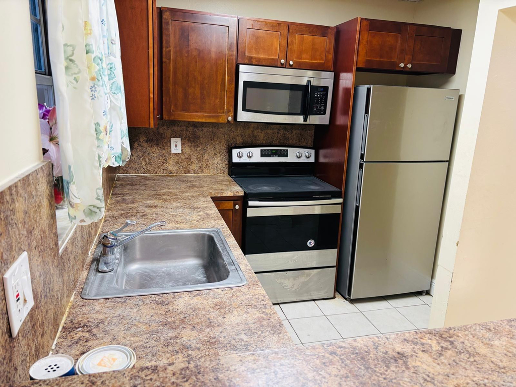 4240 Nw 21st Street - Photo 7
