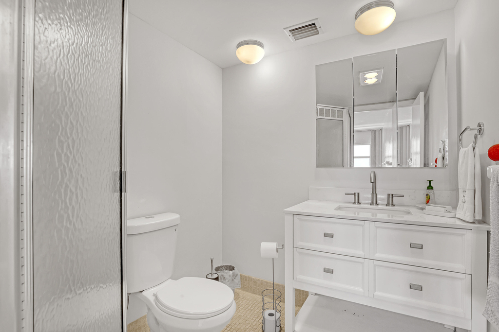 28 Yacht Club Drive - Photo 10