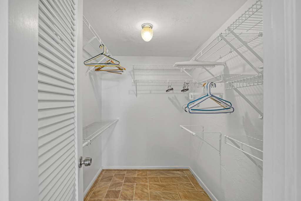 28 Yacht Club Drive - Photo 14