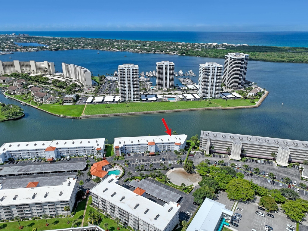 28 Yacht Club Drive - Photo 3