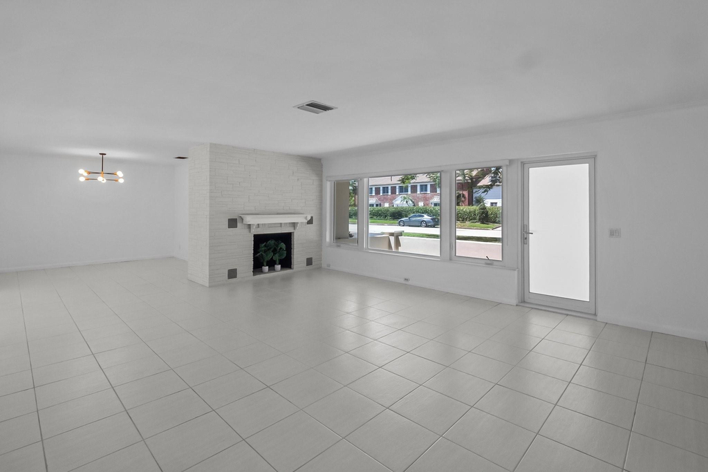 2608 Ne 12th Street - Photo 7