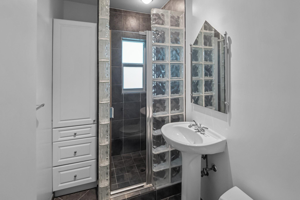 2608 Ne 12th Street - Photo 26