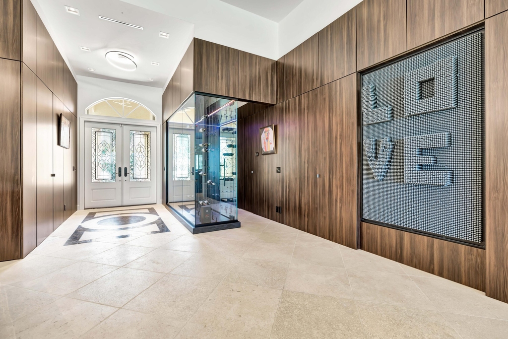 186 Golf Village Boulevard - Photo 5