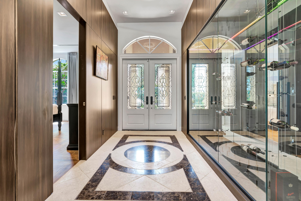 186 Golf Village Boulevard - Photo 4
