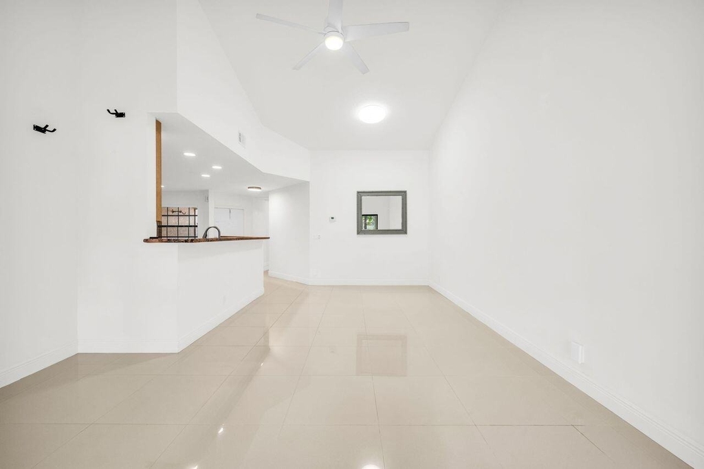65 Centennial Court - Photo 8