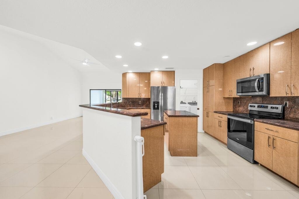 65 Centennial Court - Photo 2
