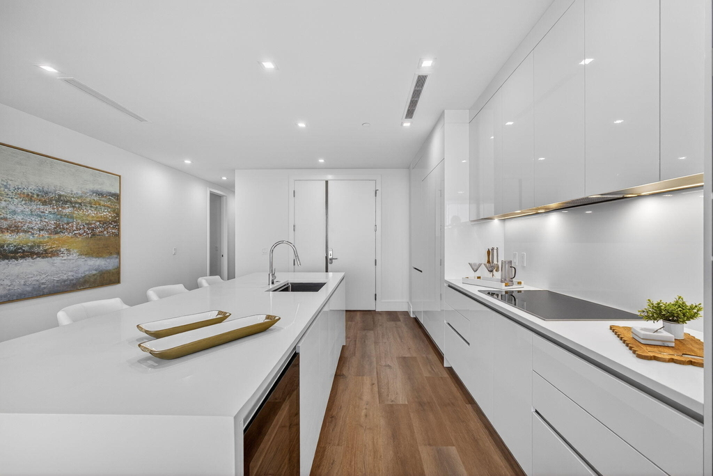 220 Lake Shore Drive - Photo 6