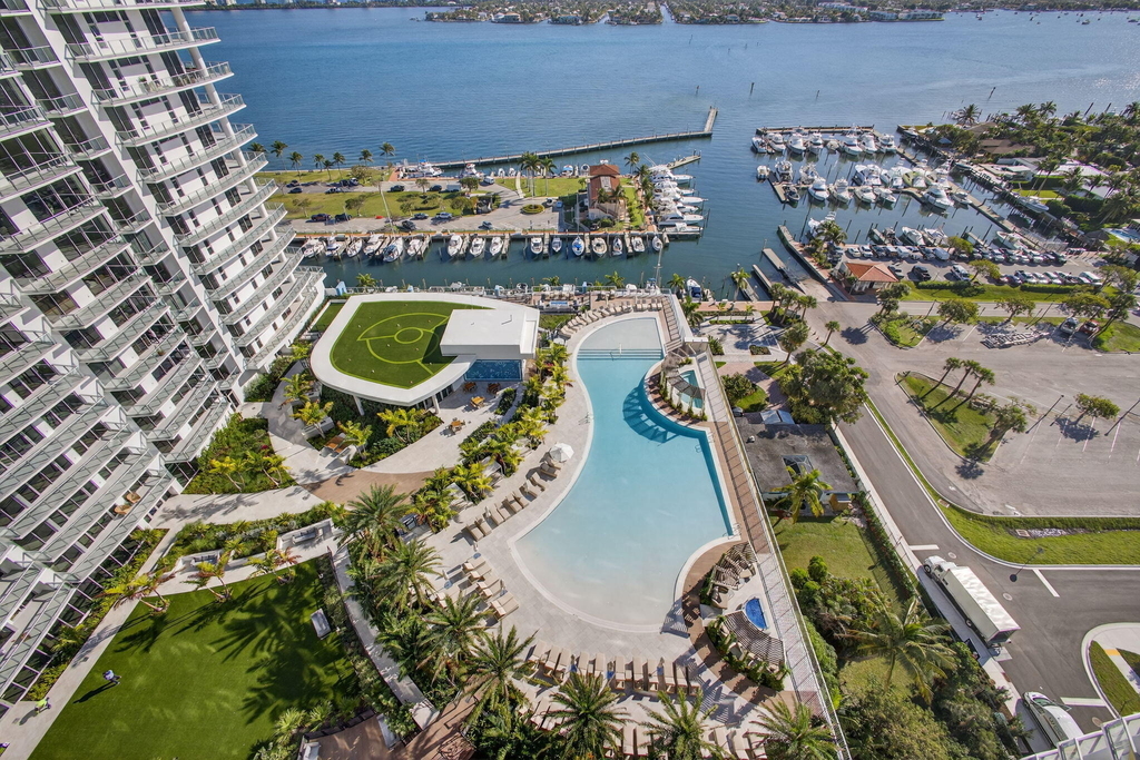 220 Lake Shore Drive - Photo 16