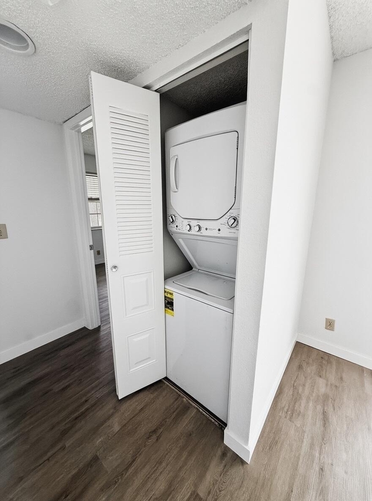 1516 Se Royal Green Circle - Photo 7