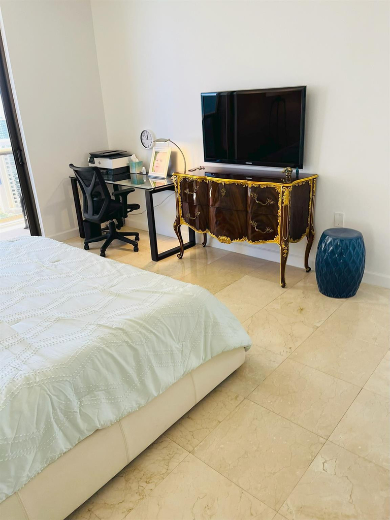 16275 Collins Avenue - Photo 11