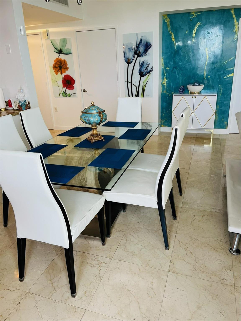 16275 Collins Avenue - Photo 4