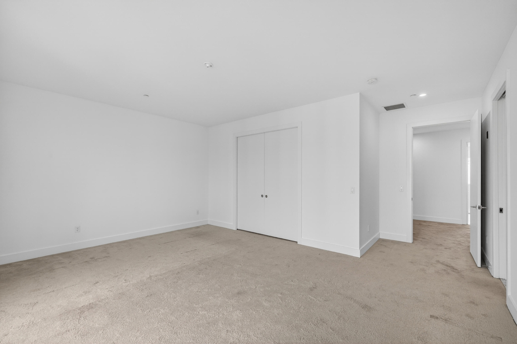1044 Ne 18th Avenue - Photo 27