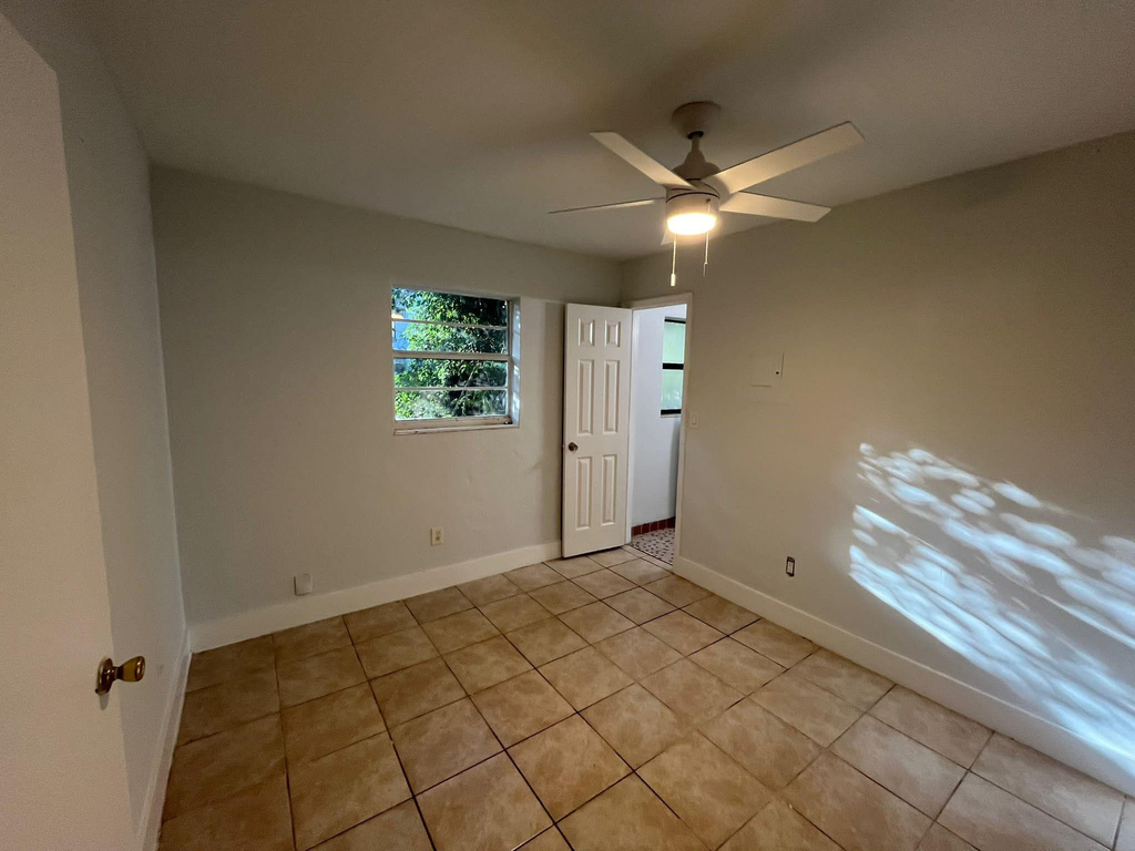 2318 Van Buren Street - Photo 5