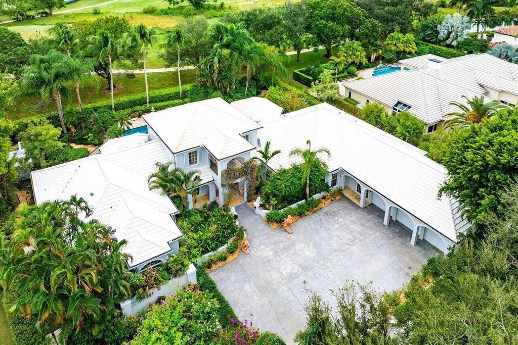 2540 Fairway Island Drive - Photo 36