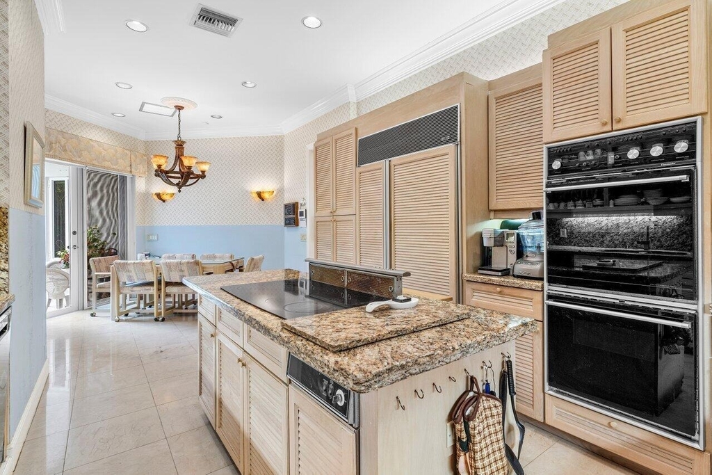 2540 Fairway Island Drive - Photo 14