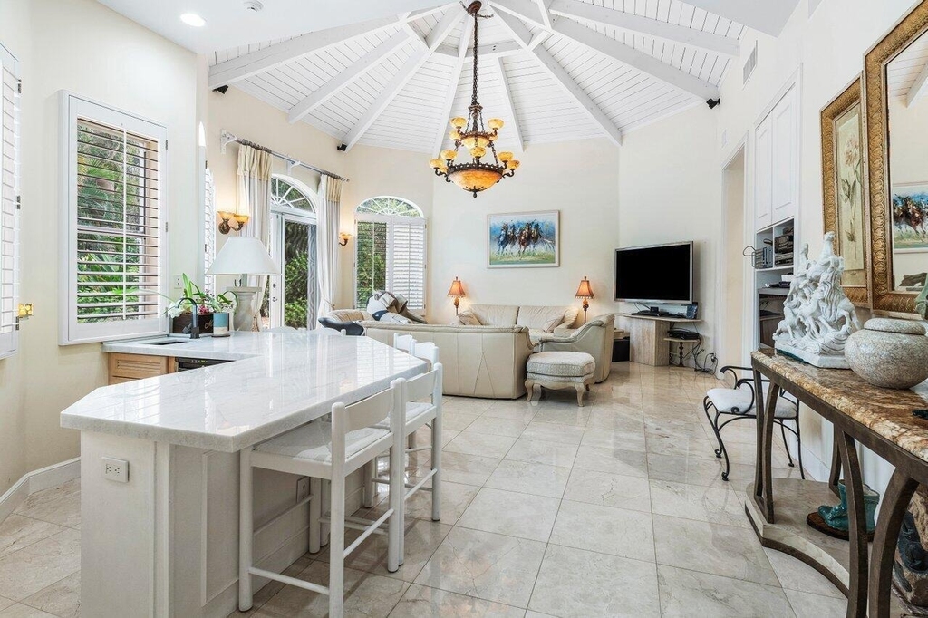 2540 Fairway Island Drive - Photo 10